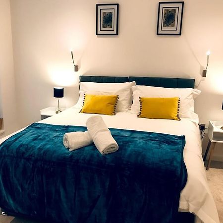 Hotel Maplewood Luxurious One-Bed Flat With Free Parking St Albans Exterior foto